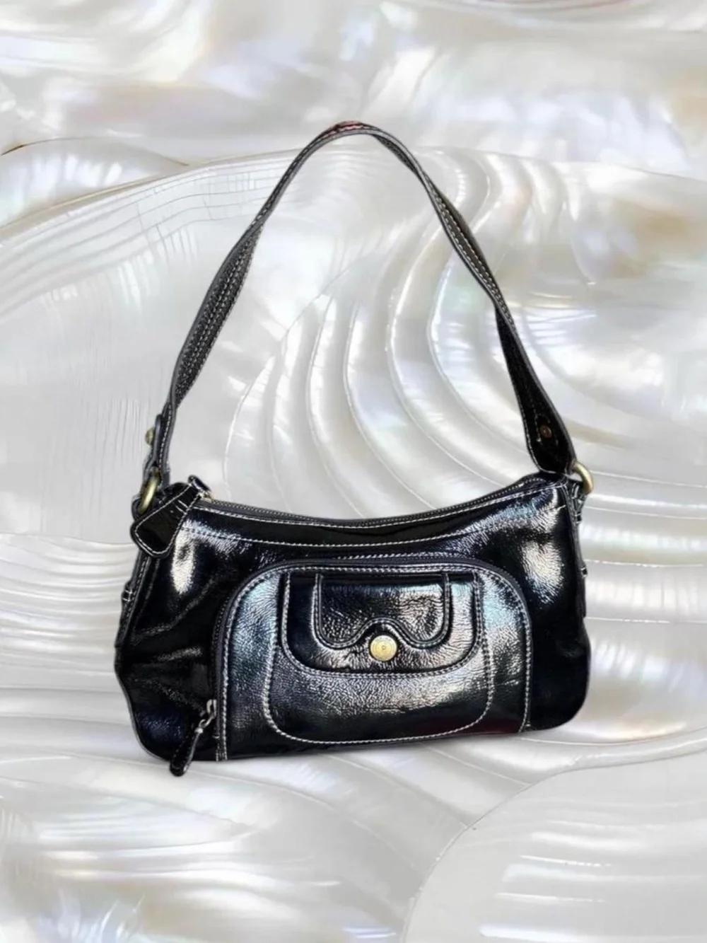 Vintage Perlina Leather Shoulder Purse